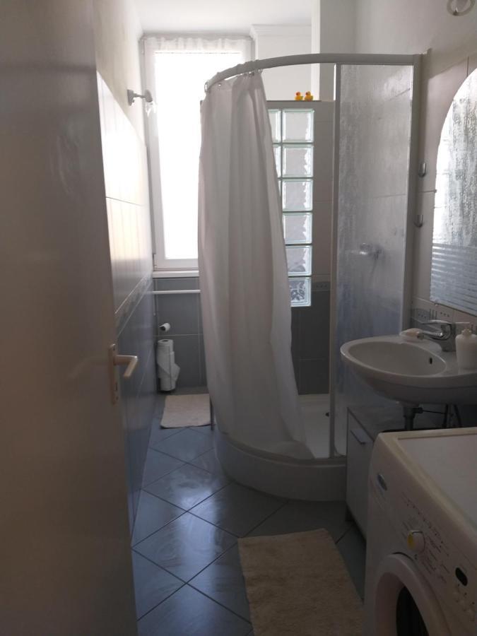 Simon Apartman Tiszafured Ngoại thất bức ảnh